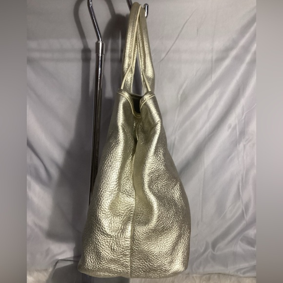 SOLD……..Tory Burch Signature Metallic Gold Thick Leather Satchel Tote Bag - Picture 5 of 11
